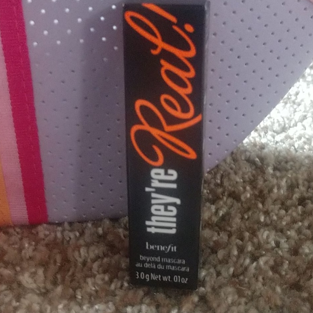 Benefit Bundle - Picture 3 of 5